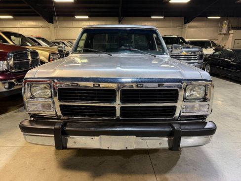 Used 1992 Dodge D/W Truck 250 image 8