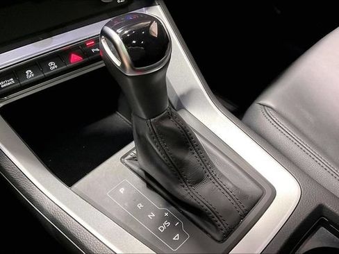 Certified 2022 Audi Q3 2.0T Premium w/ Convenience Package AWD/4WD image 12
