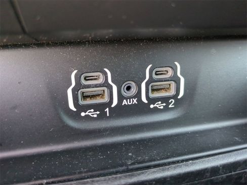 Used 2020 RAM 1500 Sport image 23