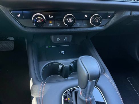 Certified 2026 Honda HR-V Sport image 18