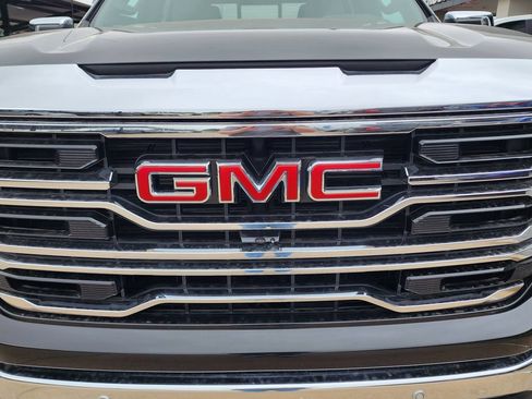 New 2026 GMC Sierra 1500 SLT w/ SLT Premium Plus Package AWD/4WD image 10