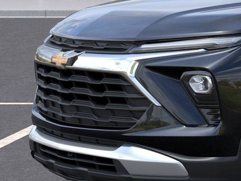 New 2026 Chevrolet TrailBlazer LT w/ Driver Confidence Package FWD image 13