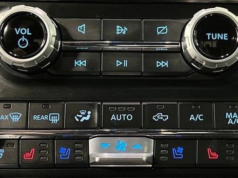 Used 2023 Ford F150 Lariat w/ Equipment Group 502A High AWD/4WD image 34