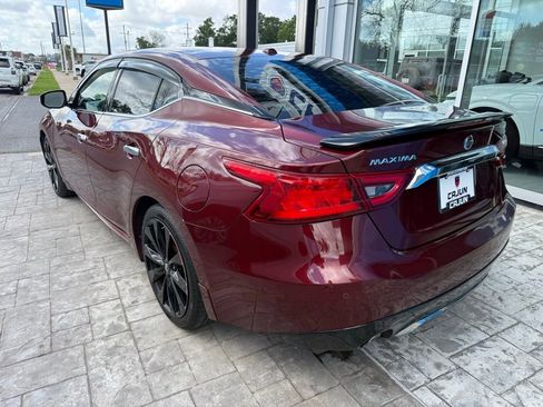 Used 2017 Nissan Maxima SR w/ Midnight Edition image 2