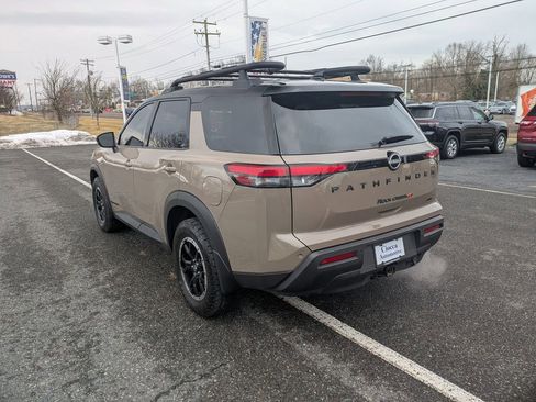 Used 2024 Nissan Pathfinder Rock Creek image 7