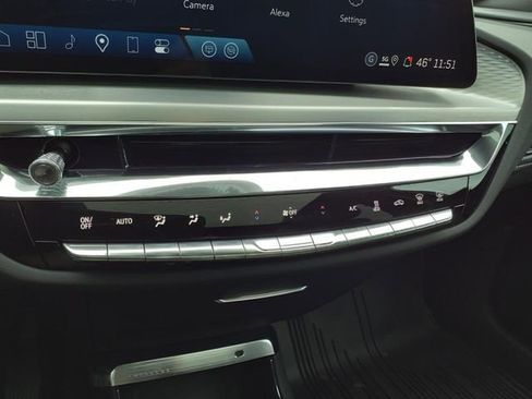 New 2025 Cadillac Lyriq Sport image 33