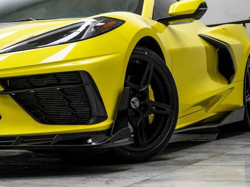 Used 2020 Chevrolet Corvette Stingray Preferred Cpe w/ 2LT Preferred Equipment Group image 3