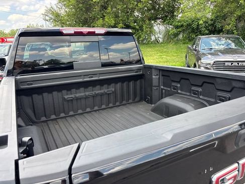 Used 2022 GMC Sierra 1500 Denali AWD/4WD image 33