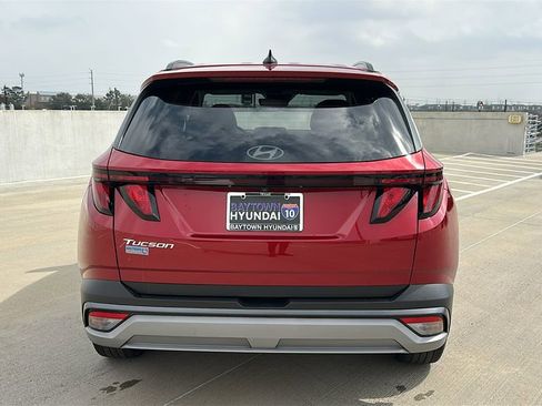 Certified 2025 Hyundai Tucson SEL image 11