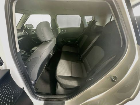 Used 2020 Kia Soul S FWD image 26