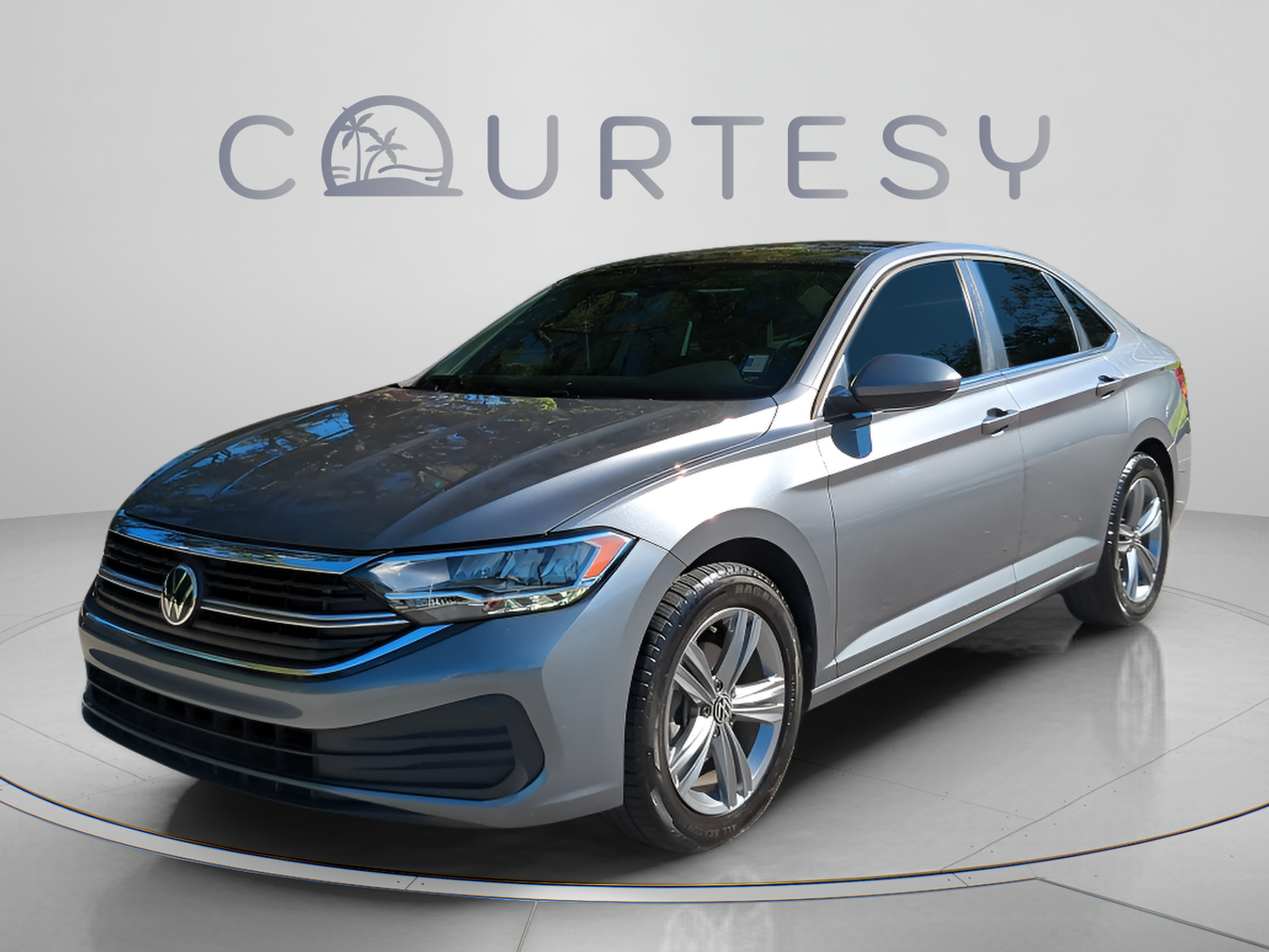 Used 2023 Volkswagen Jetta SE FWD image 2