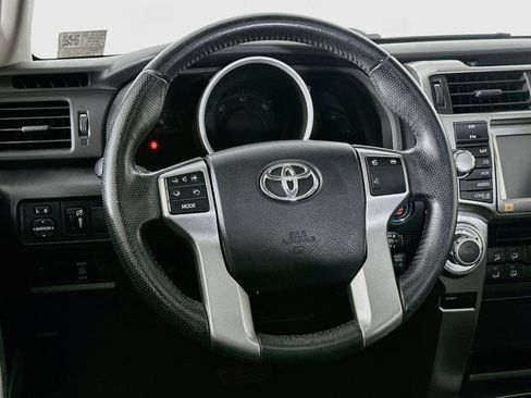 Used 2012 Toyota 4Runner Limited AWD/4WD image 17