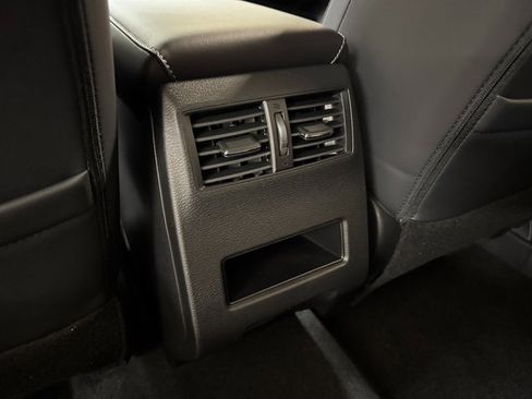 New 2025 Mitsubishi Outlander SE image 22