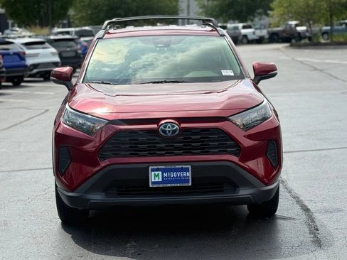 Used 2022 Toyota RAV4 LE AWD/4WD image 13