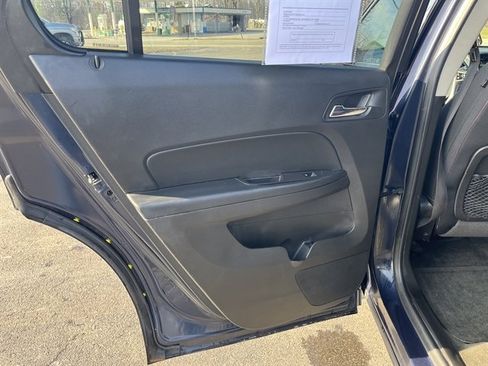 Used 2017 Chevrolet Equinox LT w/ Convenience Package image 25