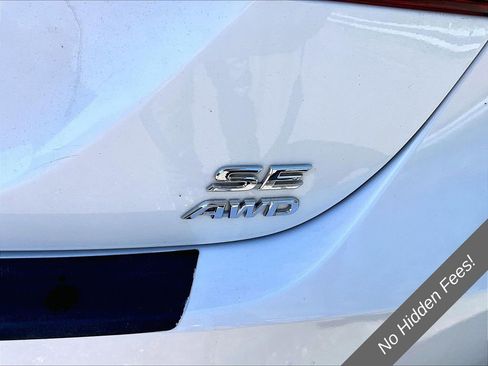 Used 2024 Toyota Camry SE w/ Cold Weather Package AWD/4WD image 8