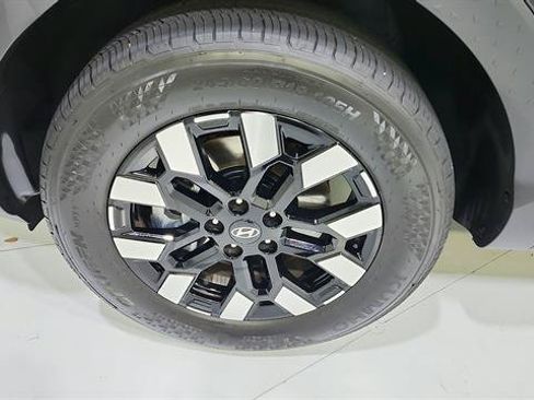 Used 2026 Hyundai Santa Cruz SEL FWD image 36