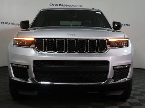 New 2025 Jeep Grand Cherokee L Limited image 14