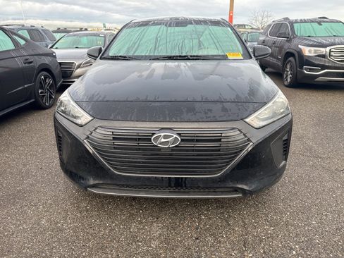 Used 2019 Hyundai Ioniq Blue image 2