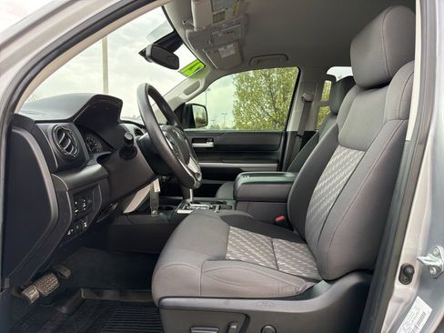 Used 2021 Toyota Tundra SR5 w/ SR5 Upgrade Package image 10
