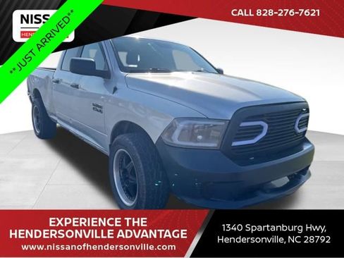 Used 2017 RAM 1500 Classic SLT AWD/4WD image 1