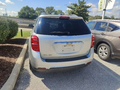 Used 2017 Chevrolet Equinox LT w/ Convenience Package FWD image 8