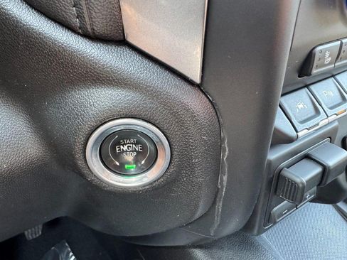 Used 2020 Chevrolet Silverado 1500 LTZ w/ LTZ Premium Package AWD/4WD image 23
