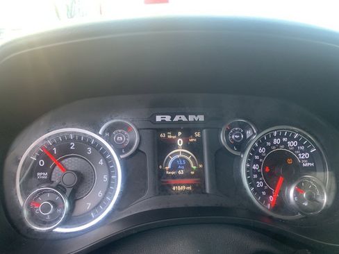 Used 2020 RAM 1500 Big Horn image 10