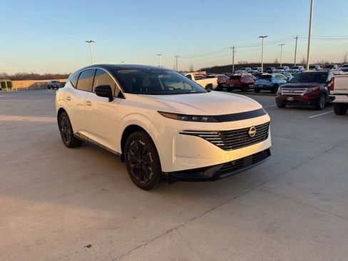 Used 2025 Nissan Murano Platinum w/ Cargo Package image 1