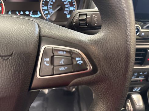 Used 2021 Ford EcoSport SE image 32