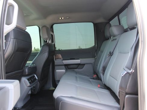 Used 2023 Ford F150 Lariat AWD/4WD image 28