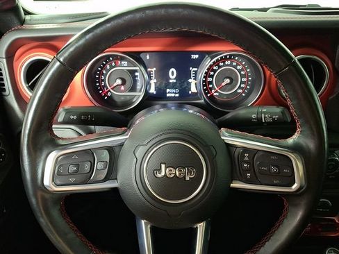 Used 2021 Jeep Gladiator Rubicon AWD/4WD image 19