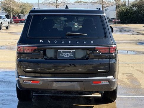 Used 2022 Jeep Wagoneer Series II image 5