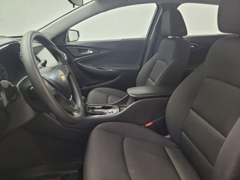 Used 2025 Chevrolet Malibu LS FWD image 17