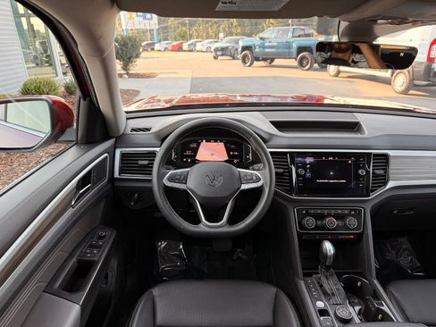 Used 2022 Volkswagen Atlas SEL AWD/4WD image 32