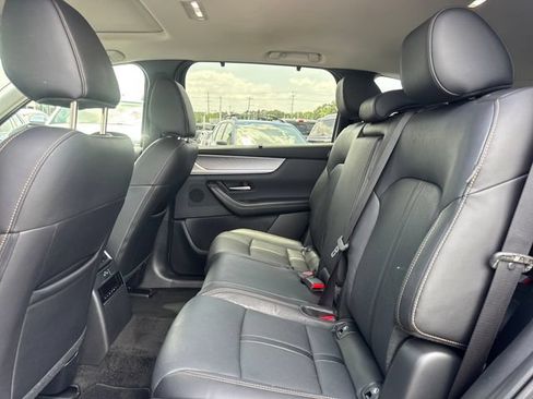 Used 2025 MAZDA CX-90 3.3 Turbo w/ Preferred Package AWD/4WD image 11