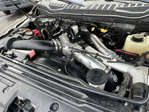 Used 2017 Ford F250 Lariat w/ Lariat Ultimate Package image 27