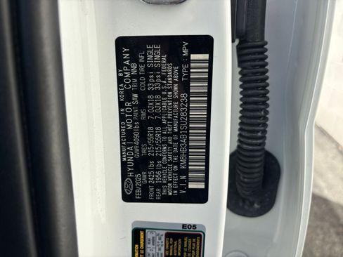 Used 2025 Hyundai Kona SEL image 29