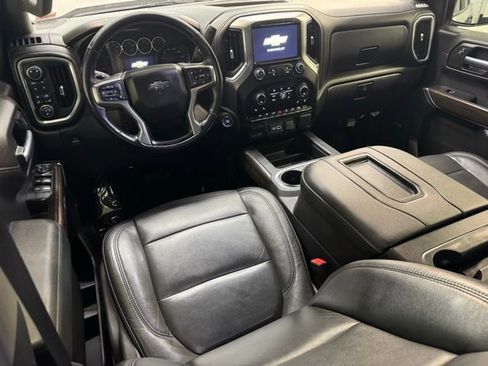 Used 2019 Chevrolet Silverado 1500 LT Trail Boss image 6