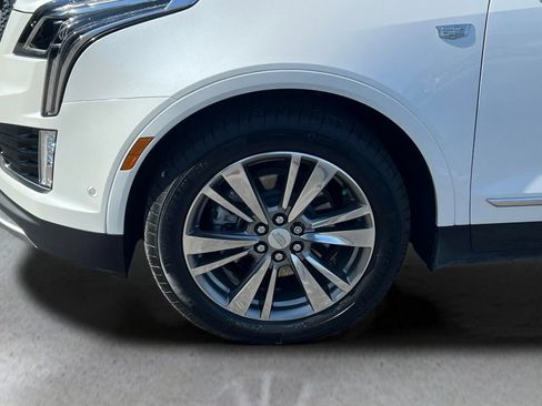 Used 2021 Cadillac XT5 Premium Luxury FWD image 25