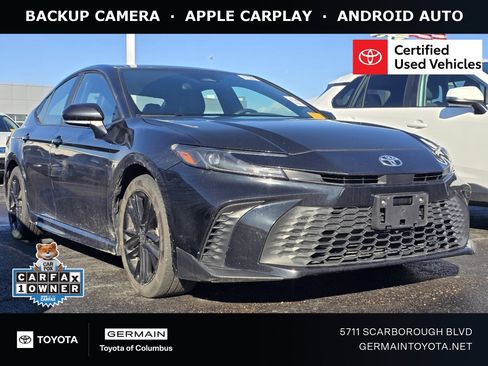 Certified 2025 Toyota Camry SE image 1