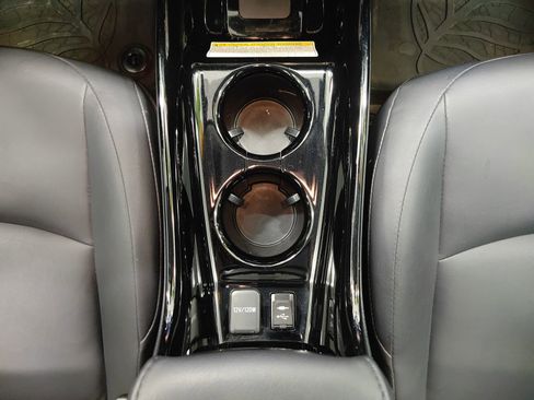 Used 2019 Toyota Prius Prime Advanced image 26