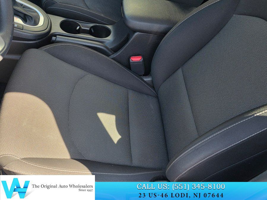 Used 2023 Kia Forte LXS w/ LXS Technology Package FWD image 12