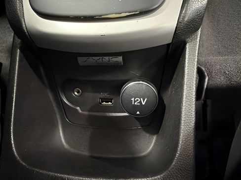Used 2015 Ford Fiesta SE FWD image 21