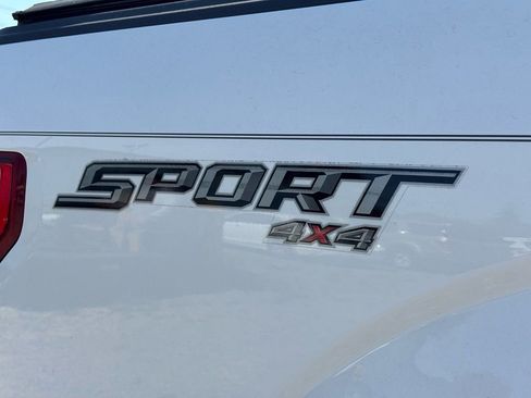 Used 2018 Ford F150 XLT w/ Equipment Group 302A Luxury AWD/4WD image 4