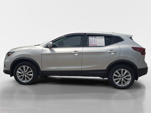 Used 2021 Nissan Rogue Sport S FWD image 2