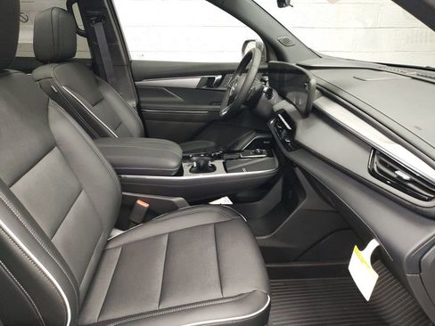 New 2026 Buick Enclave Preferred w/ Power Package image 7