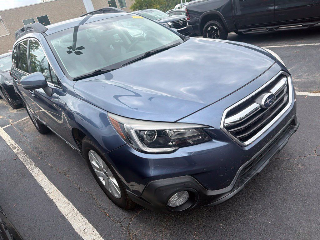 Used 2018 Subaru Outback 2.5i Premium AWD/4WD image 4