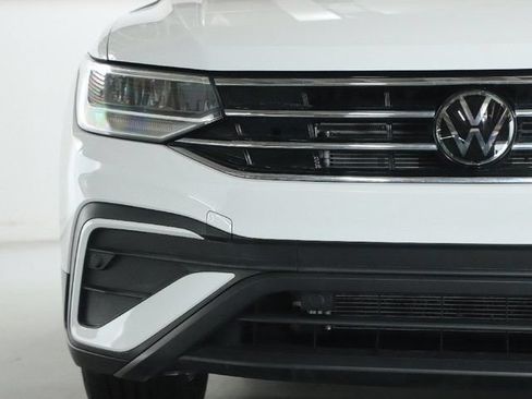 Certified 2024 Volkswagen Tiguan SE AWD/4WD image 6