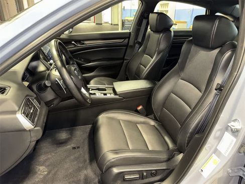Used 2022 Honda Accord Sport image 15